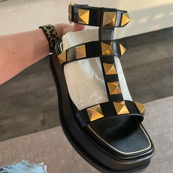 Valentino Garavani Roman Stud flatform sandal - Picture 4 of 6